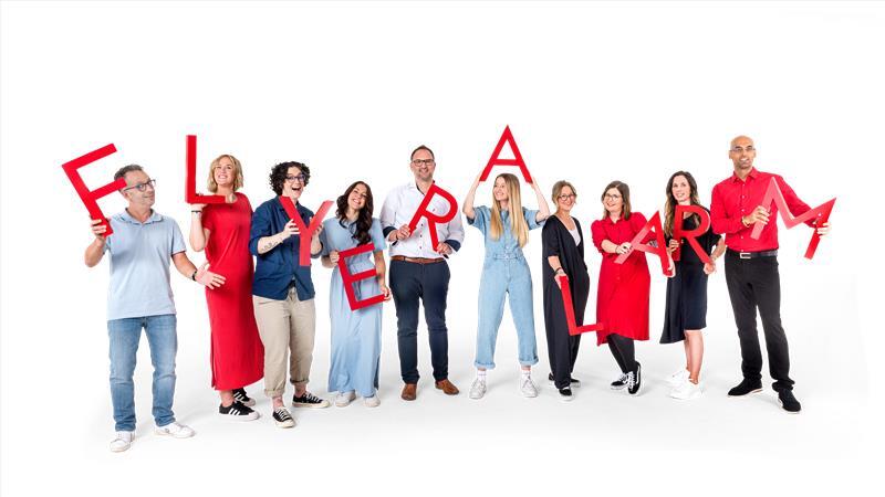 Team-Mit-Buchstaben-Freigestellt-Neu-Png